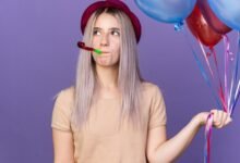 sidemen pop the balloon girls